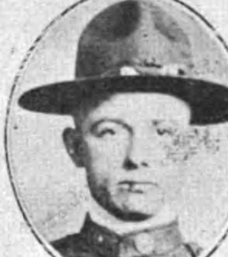 Portrait of Bernard F. Dean, Soldiers of the Great War, 1920, soldier, world war i (died in service), 1920
