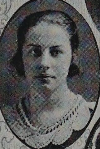 Portrait of Agnes O'Connor, Cambridge High and Latin School, class of 1920