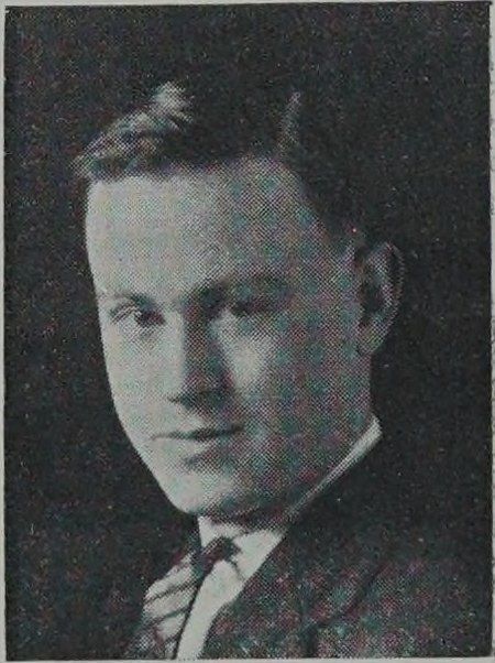 Yearbook portrait of John E. Murphy, Cambridge High and Latin School, class of 1924