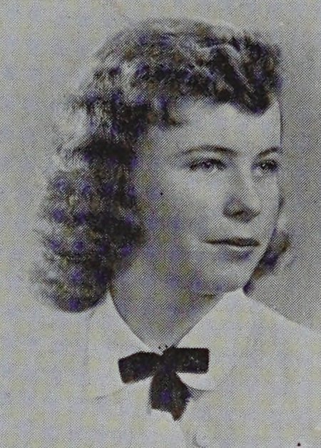 Portrait of Dorothy Harding Lyons, New Bedford High School, class of 1940