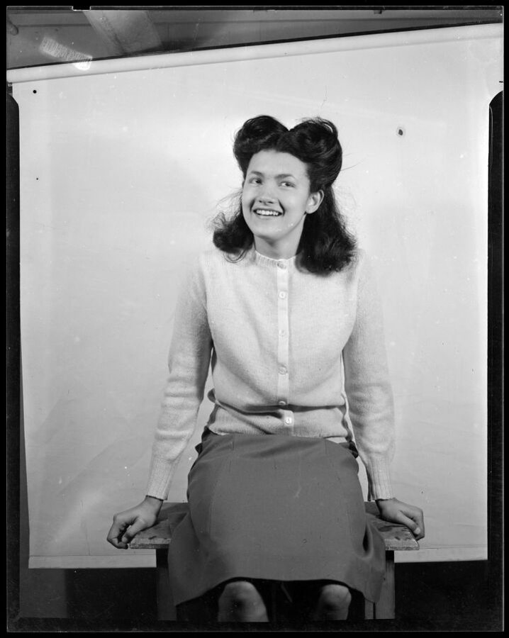 Portrait of Gloria B. Evans, Jack Miller Collection, portrait, ca. January 1945–March 1945