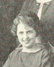 Dorothy Steverman in the Art Club photograph, 1923