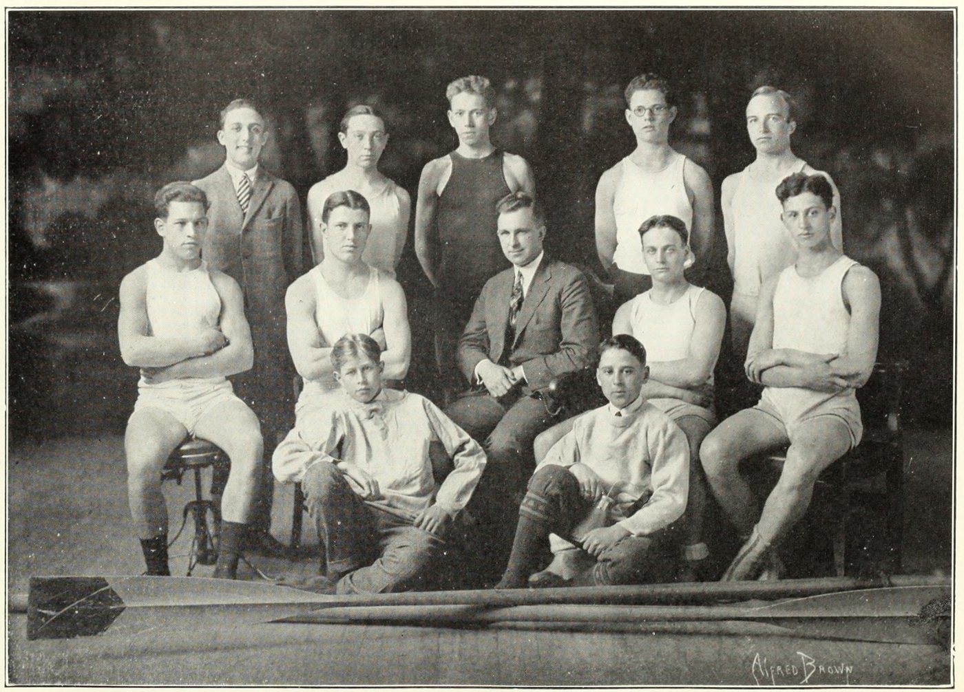Crew, 1923