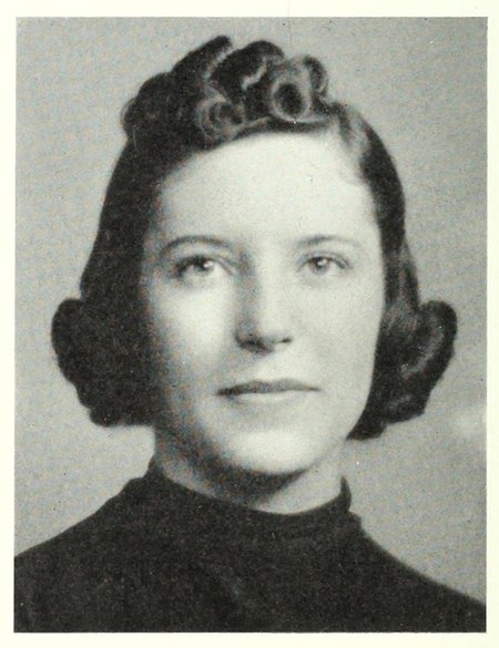 Portrait of Elizabeth Eva Wilson, Worcester State Teachers College, class of 1939