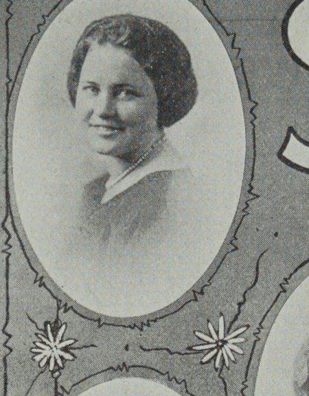 Yearbook portrait of Edith Small, Somerville High School, class of 1922