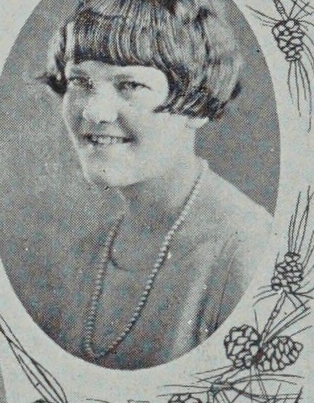 Yearbook portrait of Alice E. Pearson, Somerville High School, class of 1925