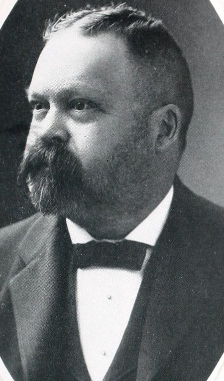 Portrait of Albert L. Richardson, Ancient and Honorable Artillery Company of Massachusetts (Souvenir Portrait Album, 1903), member, ancient and honorable artillery company (sergt), 1903