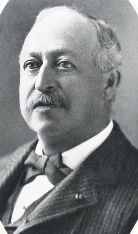 Portrait of Arthur Fuller, Ancient and Honorable Artillery Company of Massachusetts (Souvenir Portrait Album, 1903), member, ancient and honorable artillery company (sergt), 1903