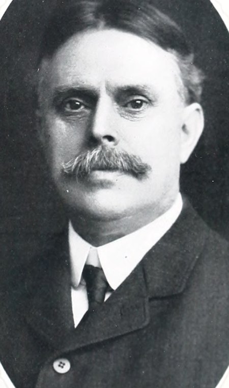Portrait of Arthur Wallace Pope, Ancient and Honorable Artillery Company of Massachusetts (Souvenir Portrait Album, 1903), member, ancient and honorable artillery company, 1903