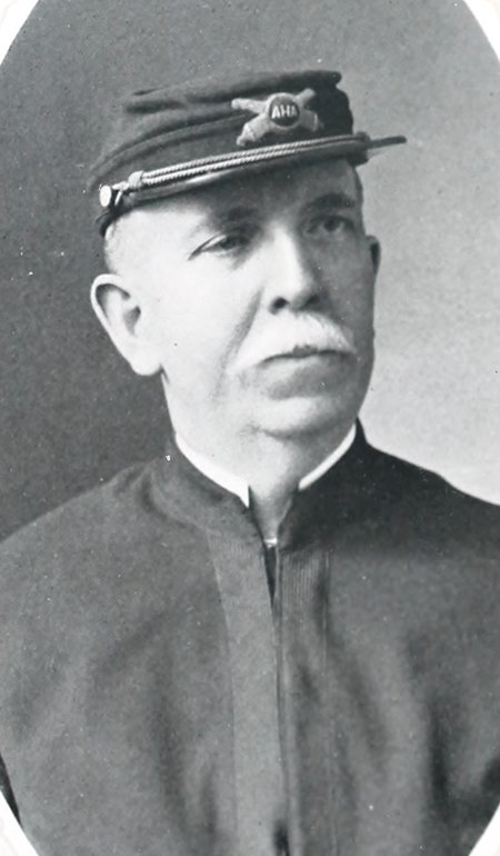Portrait of George L. Smith, Ancient and Honorable Artillery Company of Massachusetts (Souvenir Portrait Album, 1903), member, ancient and honorable artillery company, 1903